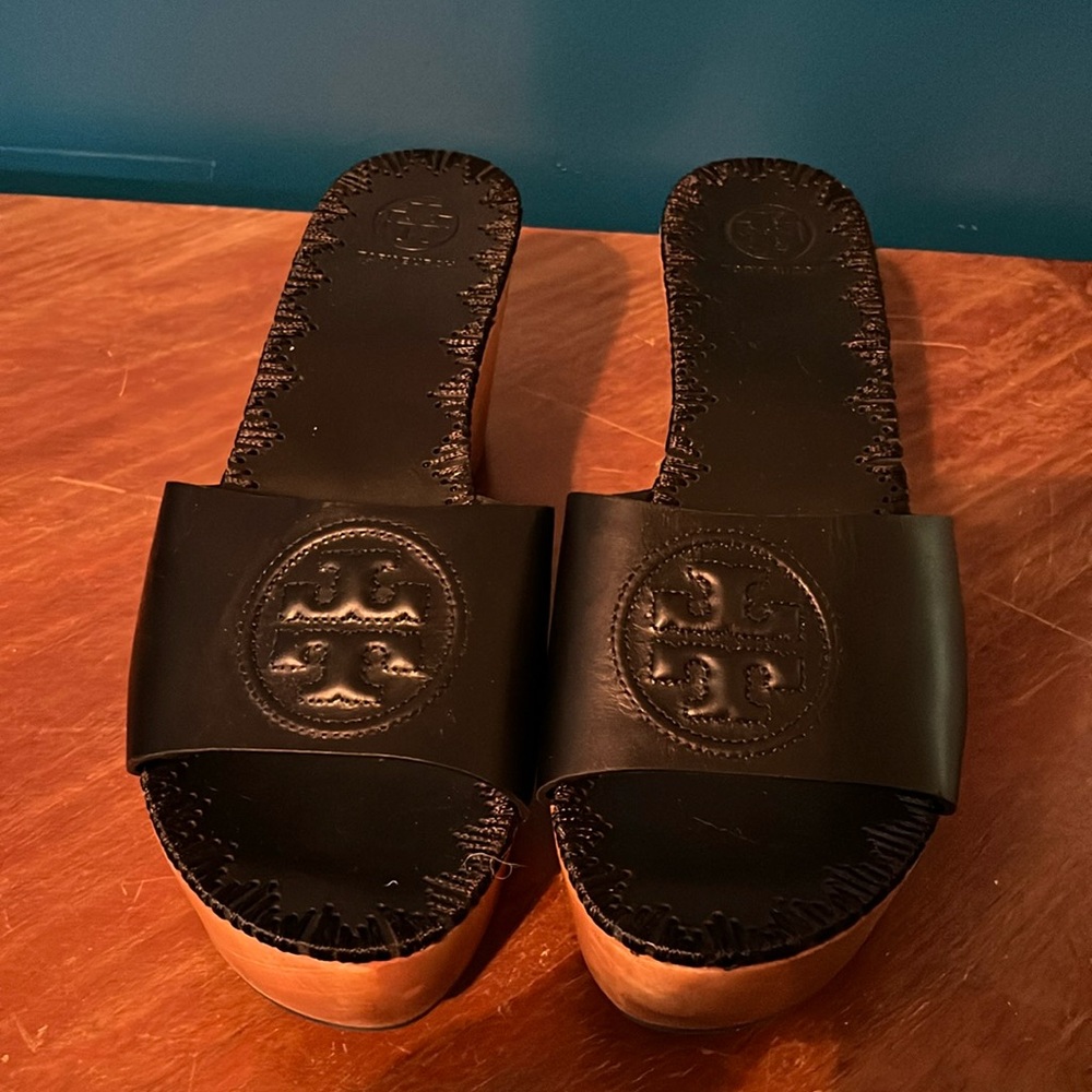 Brand new Tory Burch size 9
